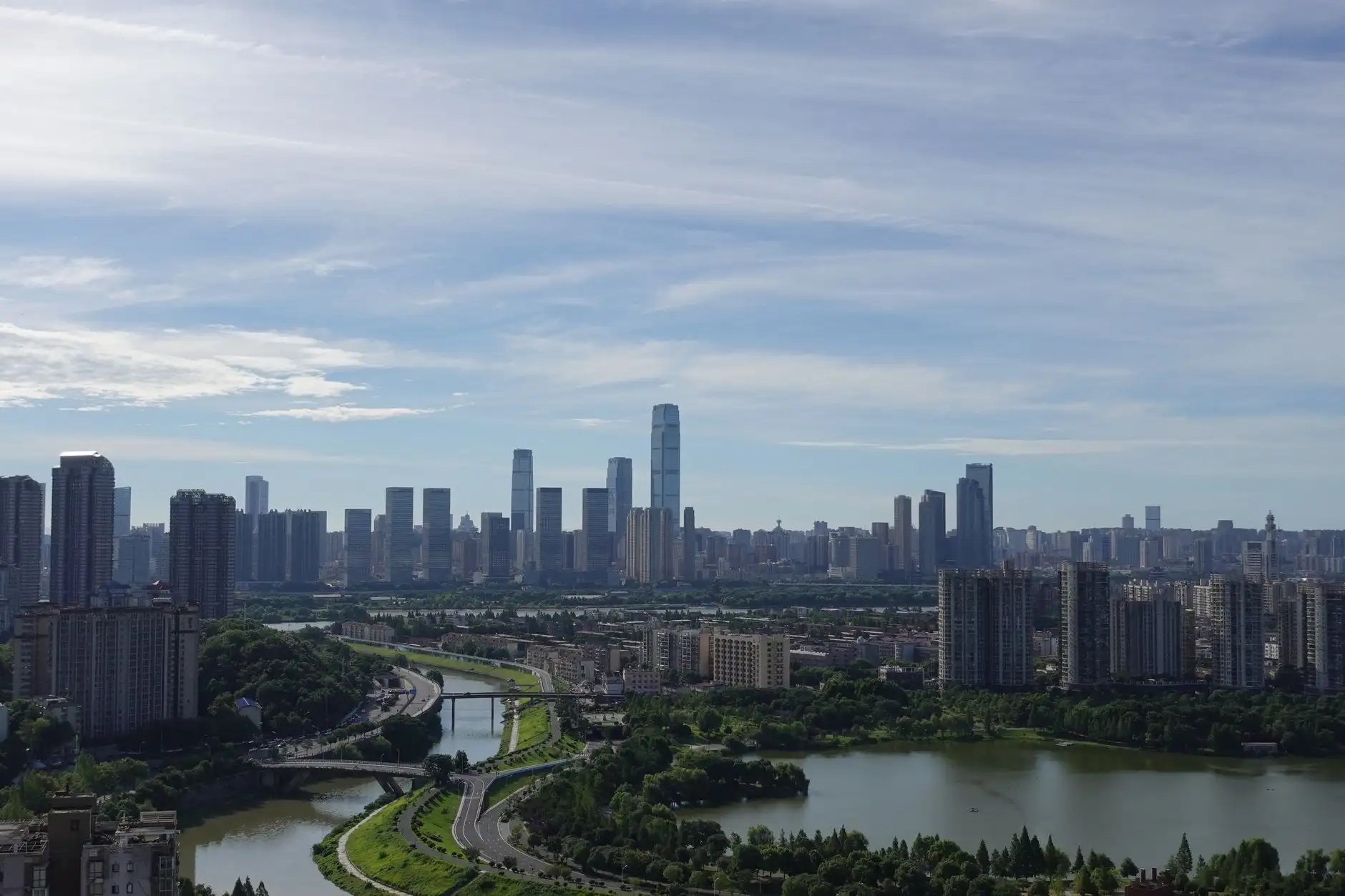 2024年实验室检测设备技术趋势及高精度分析仪表选购要点