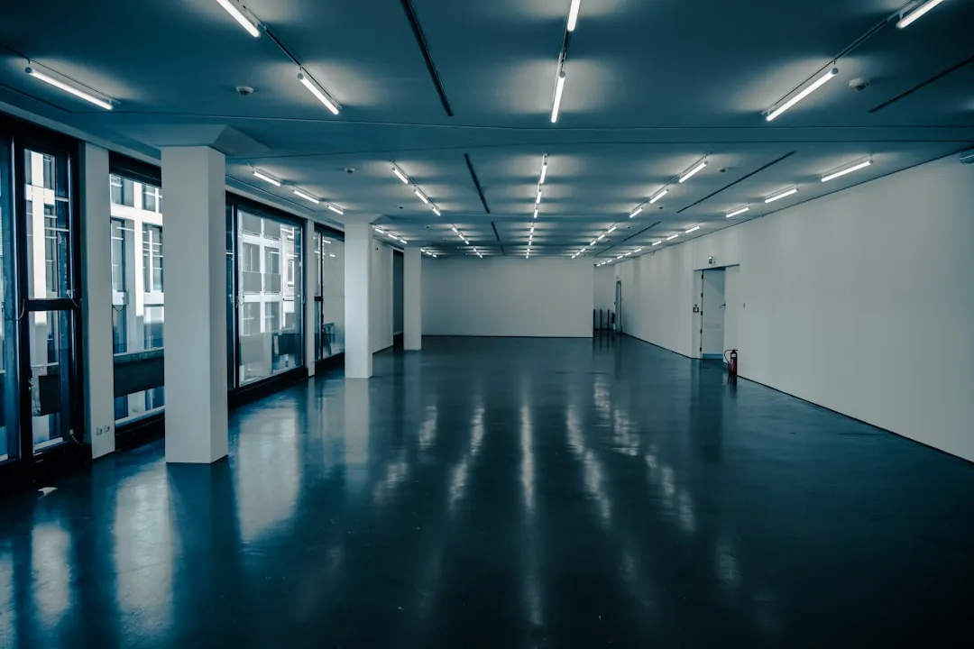 紫外分光光度计与原子吸收光谱仪适用场景对比及选型建议