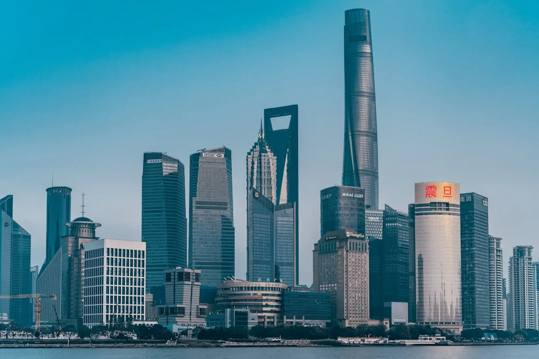 进口实验室仪器与国产设备的核心参数对比分析