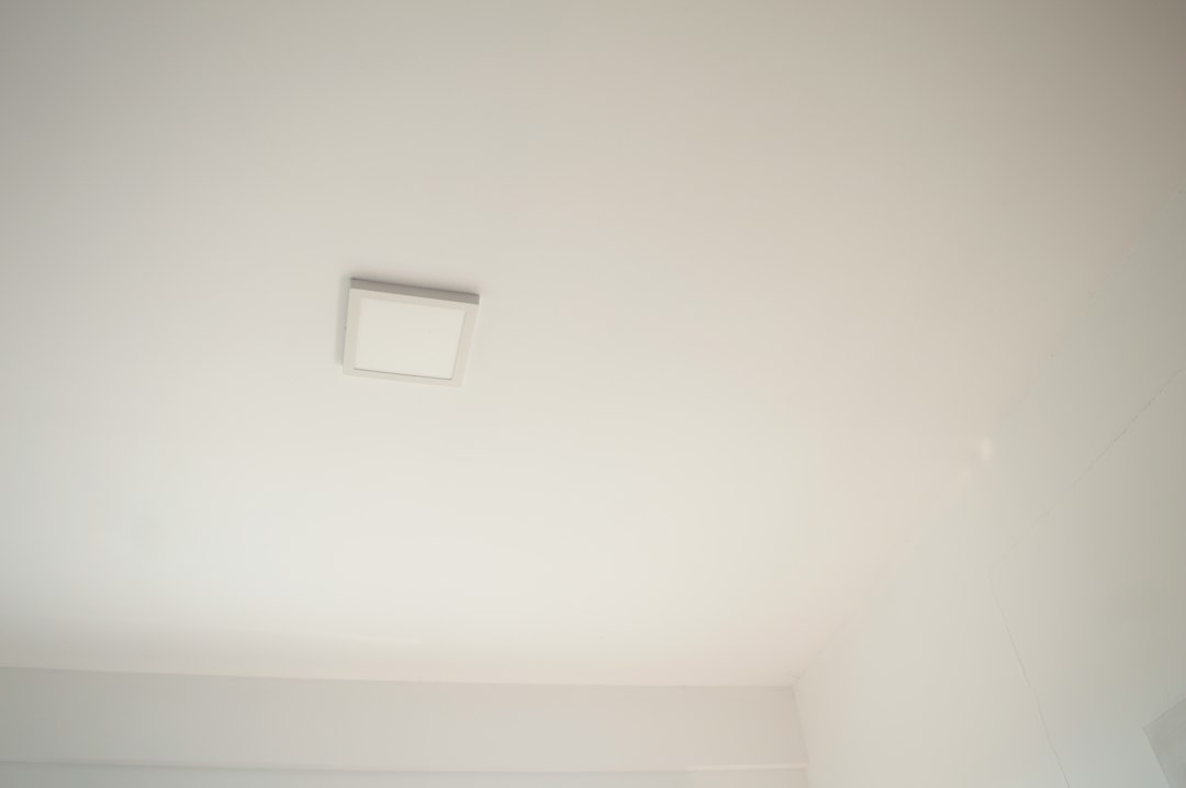 进口实验室仪器与国产设备性能对比及选型建议